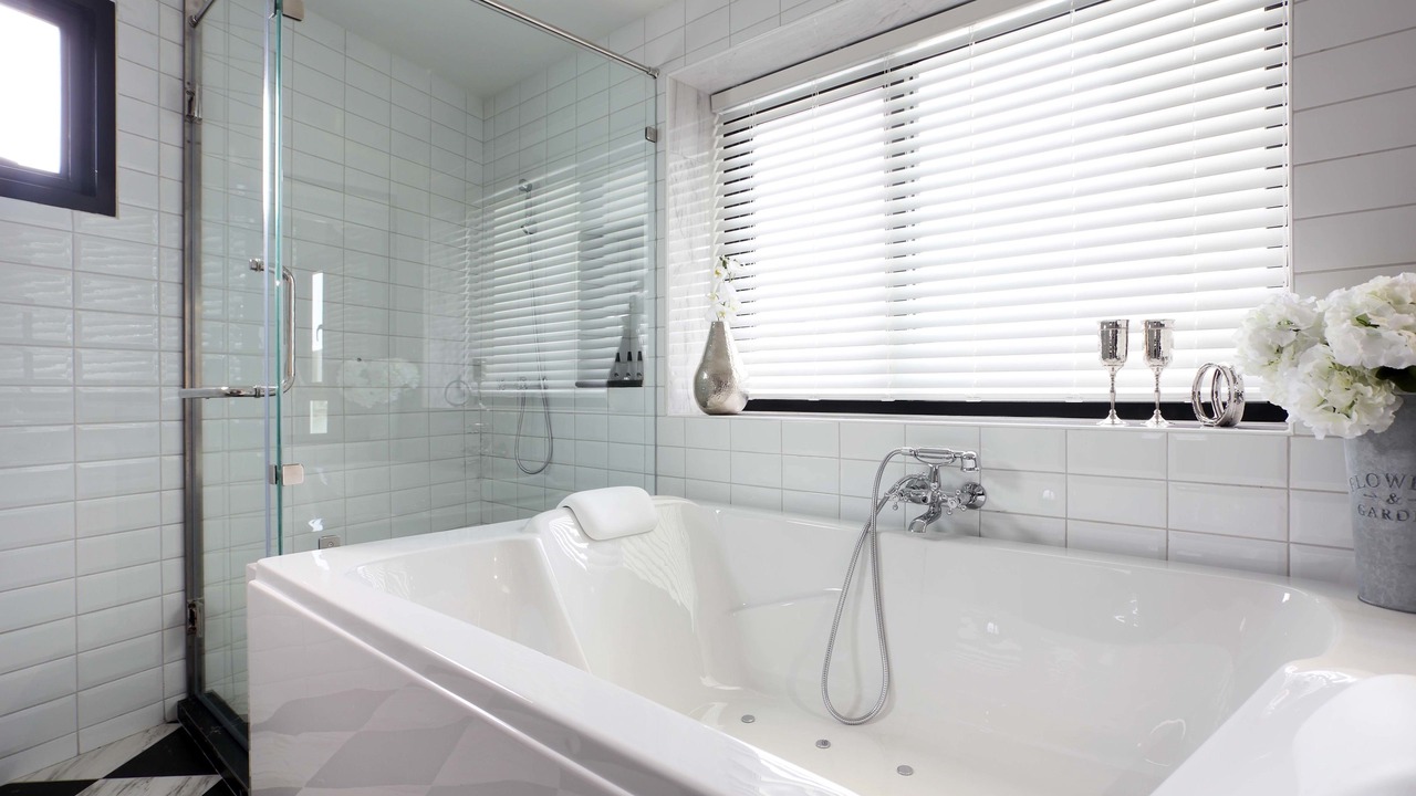 Photo of Bathroom in Talat Yot
