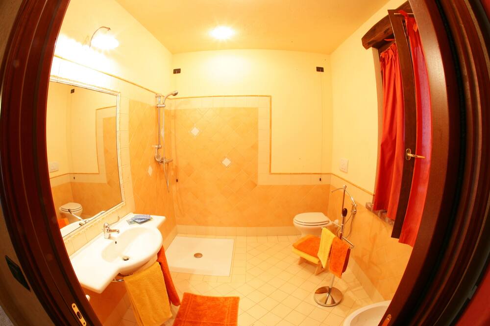 Photo of Bathroom in Cercenasco