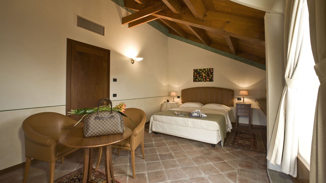 Photo of Bedroom in Pollenzo