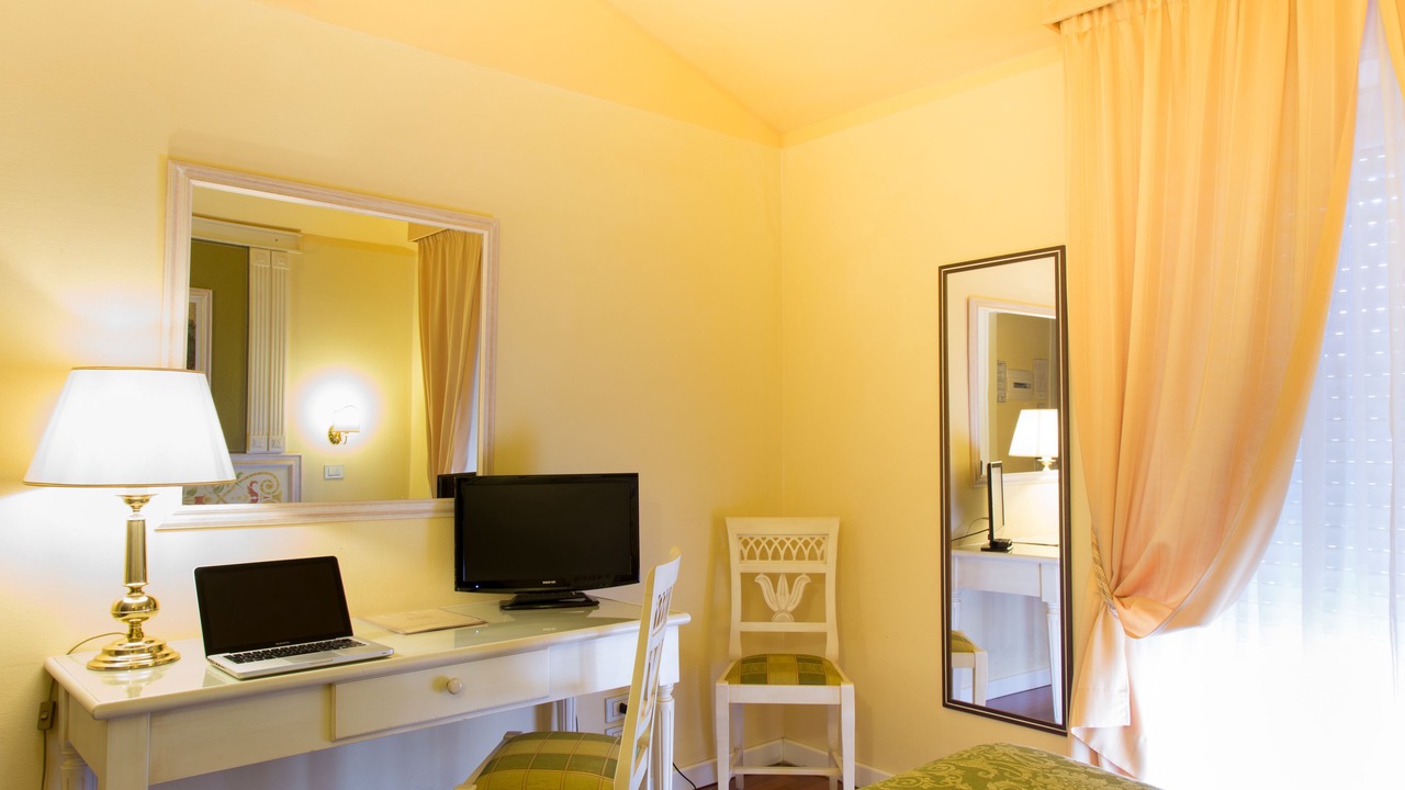Photo of Bedroom in Todi
