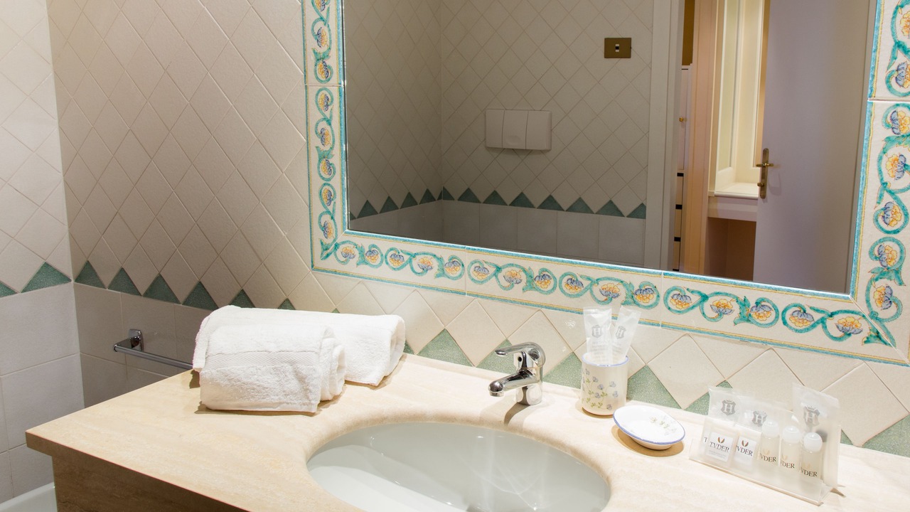 Photo of Bathroom in Todi