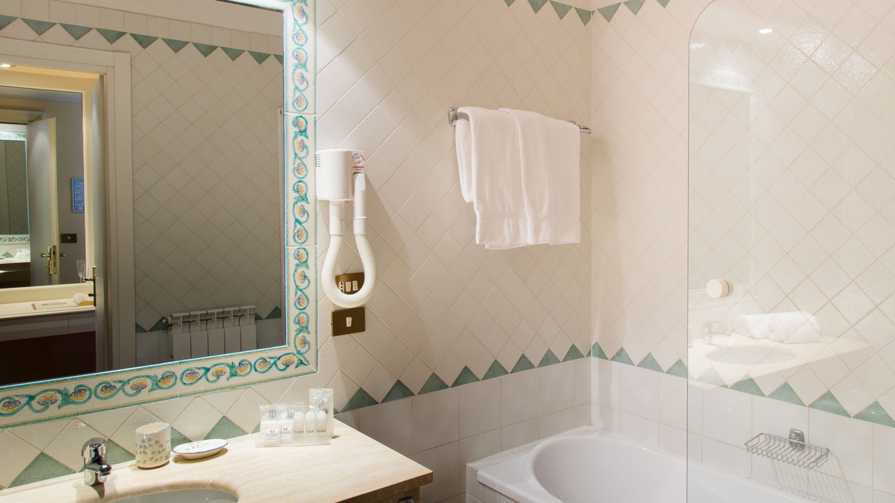 Photo of Bathroom in Todi