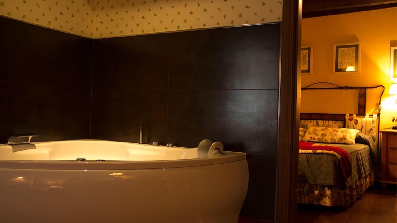 Photo of Bathroom in Broto