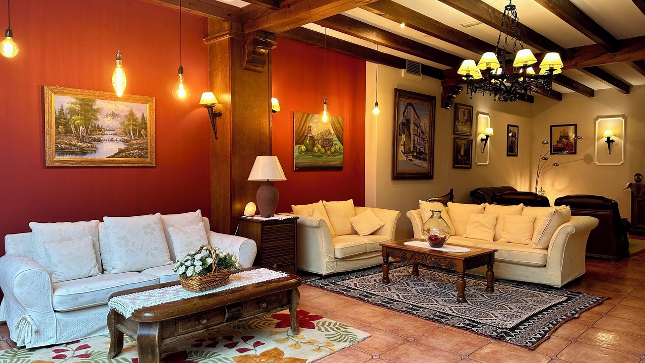 Photo of Livingroom in Burunchel