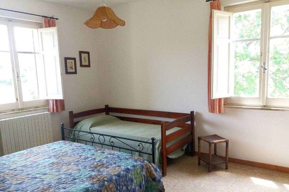 Photo of Bedroom in Spoltore