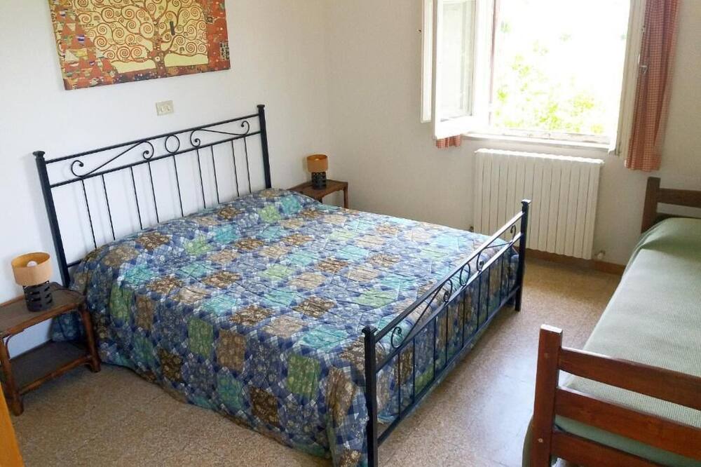 Photo of Bedroom in Spoltore