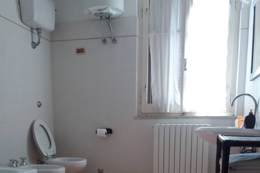 Photo of Bathroom in Spoltore
