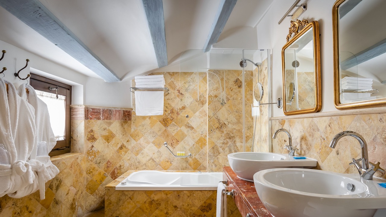 Photo of Bathroom in Old Town Baeza