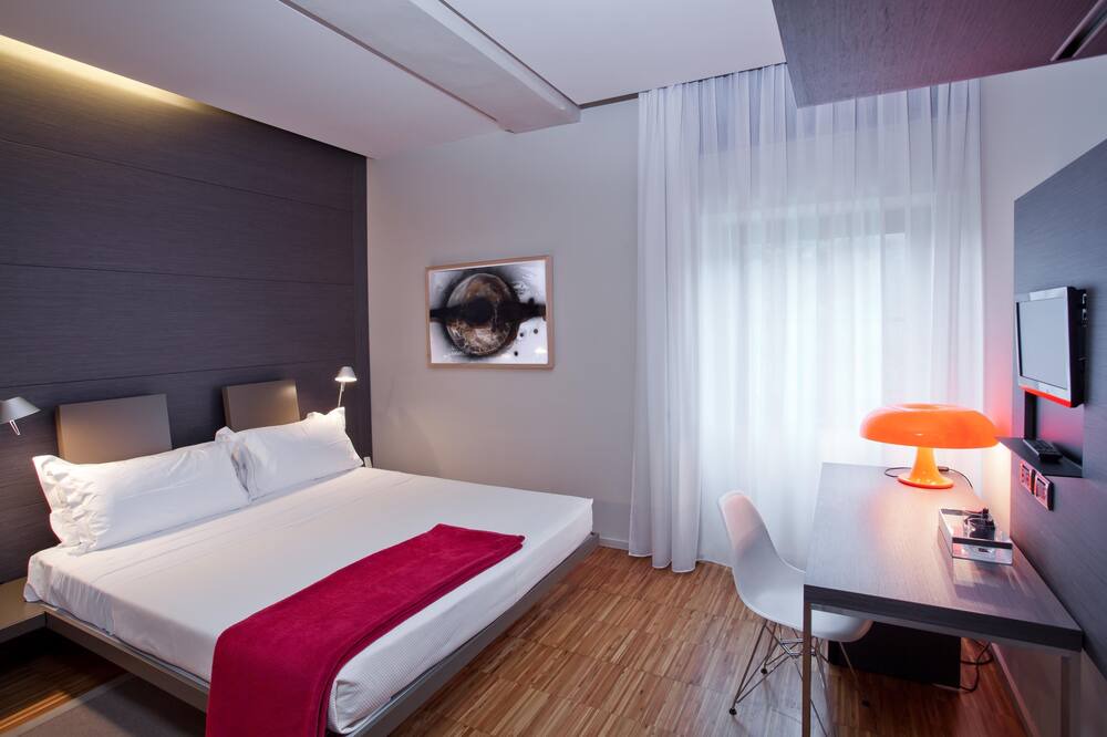 Photo of Bedroom in Barge