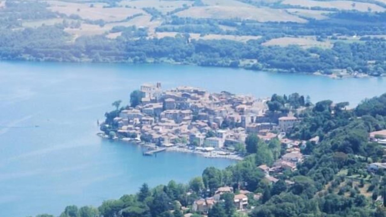 Photo of Outdoor in Lake Bracciano