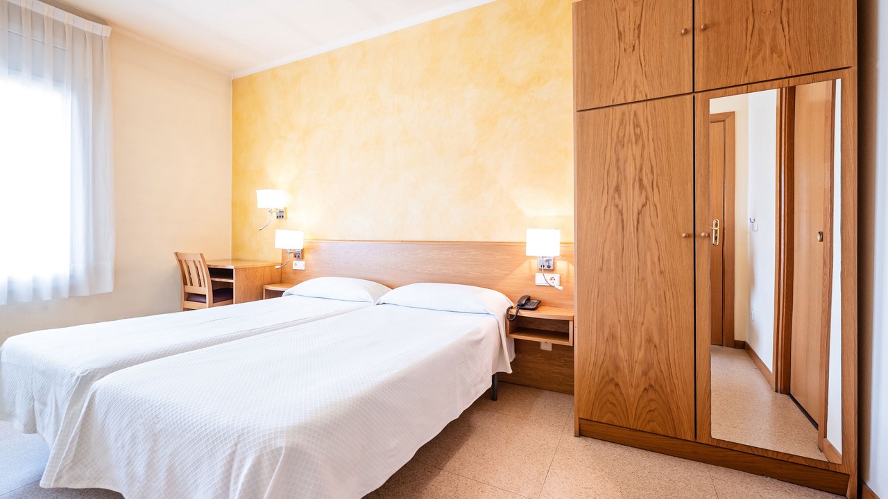 Photo of Bedroom in Olot