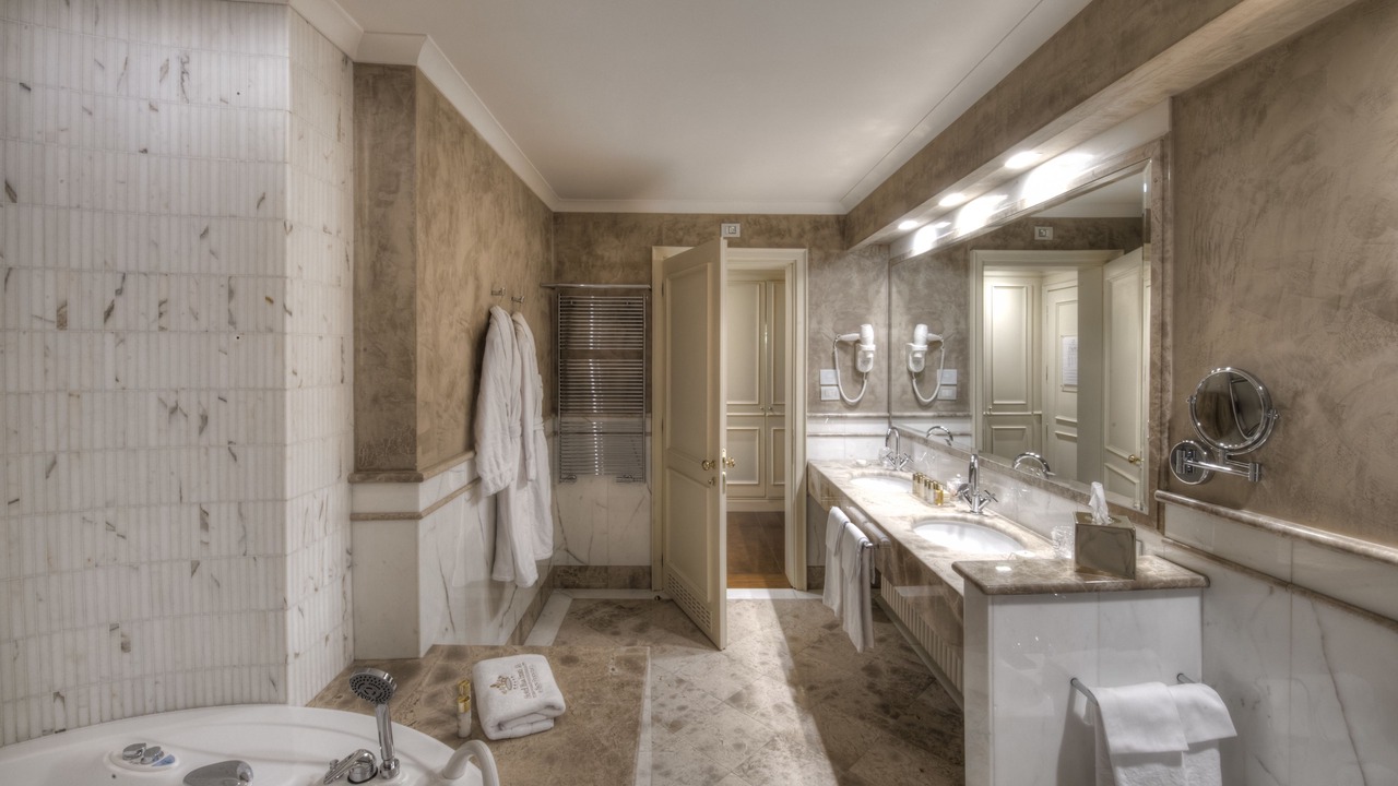 Photo of Bathroom in Old Town