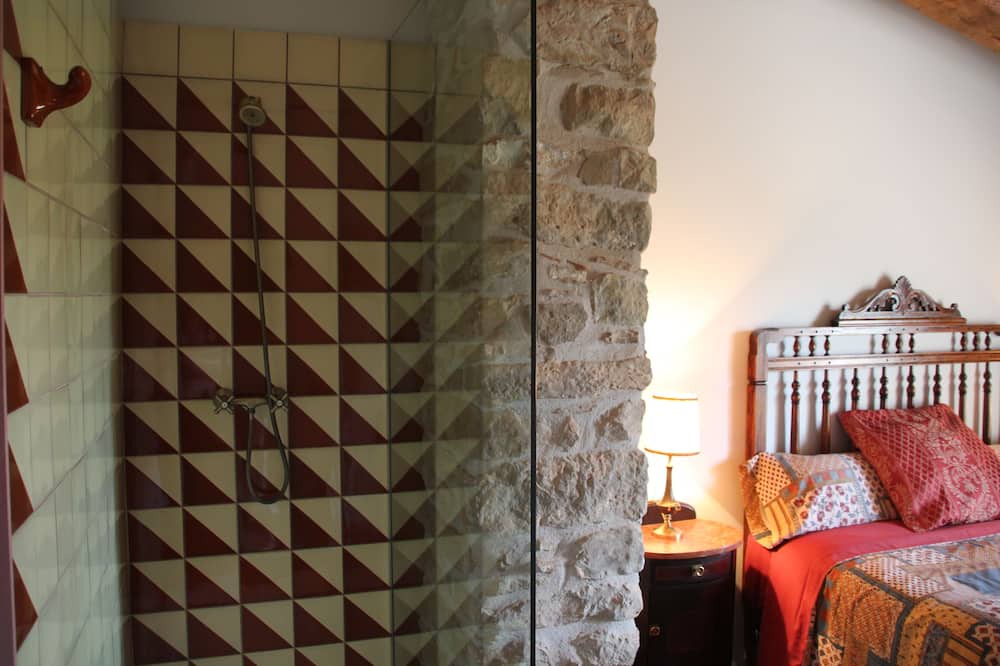 Photo of Bathroom in Granollers de Florejacs