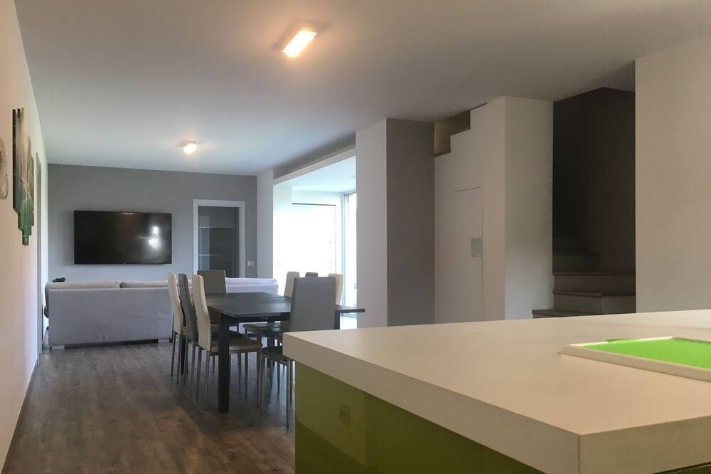 Photo of Livingroom in Longone al Segrino