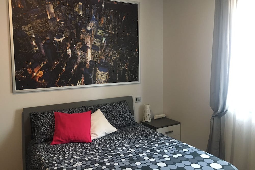Photo of Bedroom in Longone al Segrino