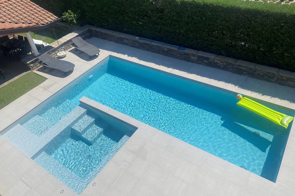 Photo of Outdoor in Longone al Segrino