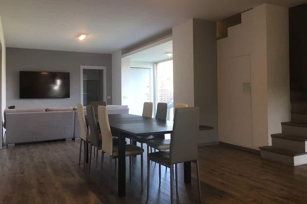 Photo of Livingroom in Longone al Segrino