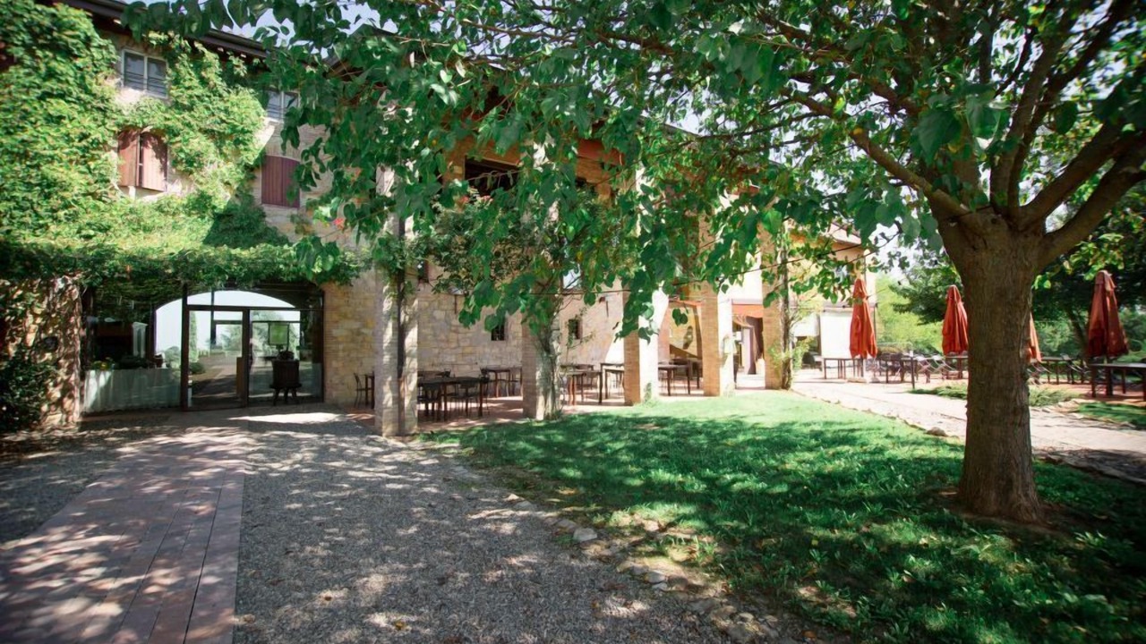 Photo of Outdoor in Canali
