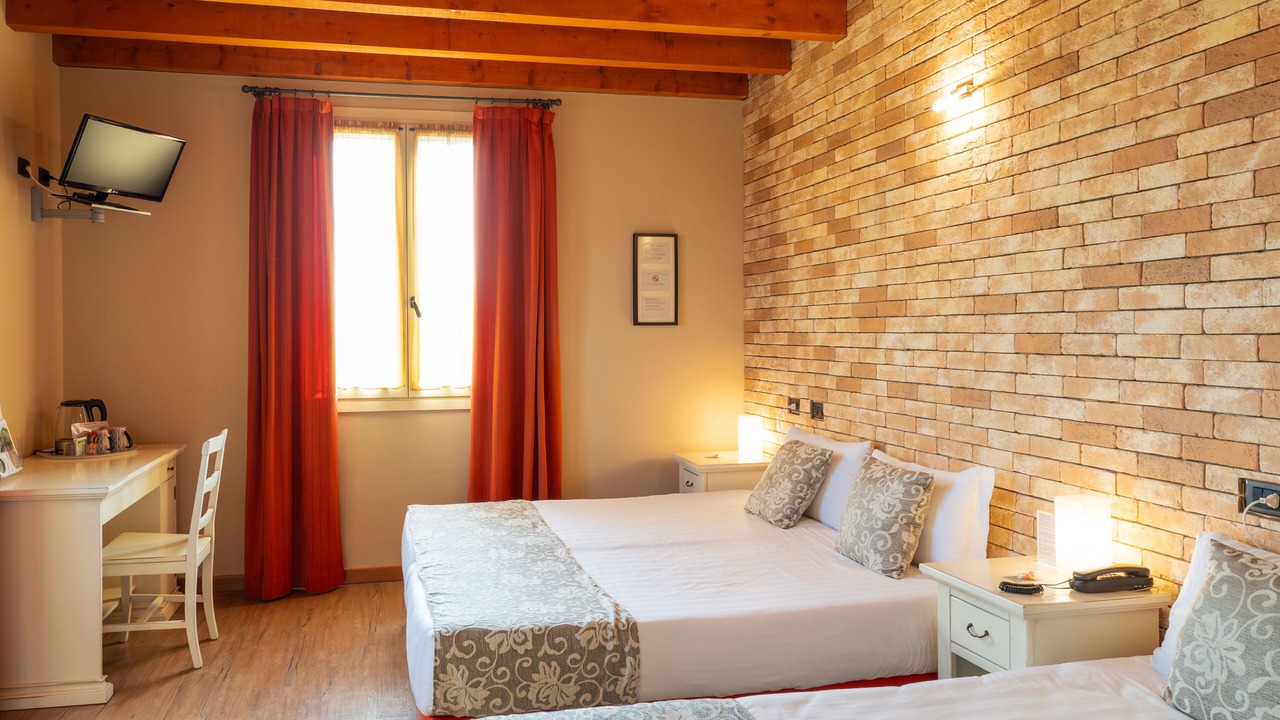Photo of Bedroom in Canali