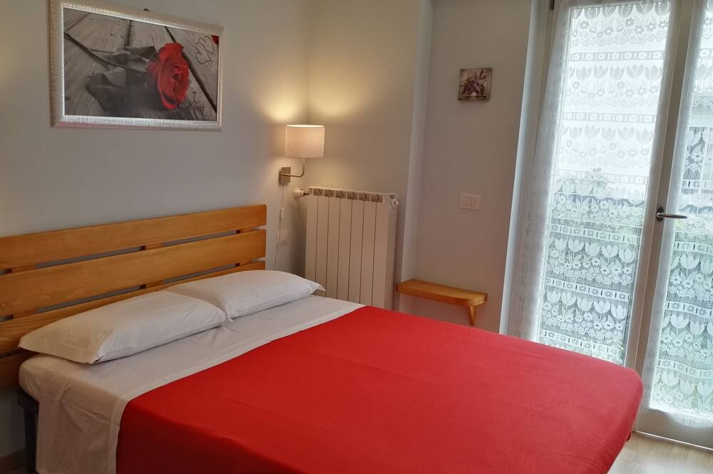 Photo of Bedroom in Pallanza