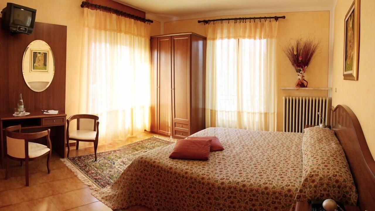 Photo of Bedroom in Roccaforte Mondovi