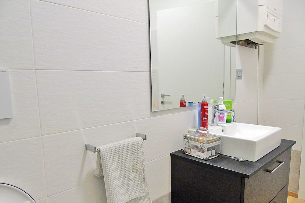 Photo of Bathroom in Tellaro