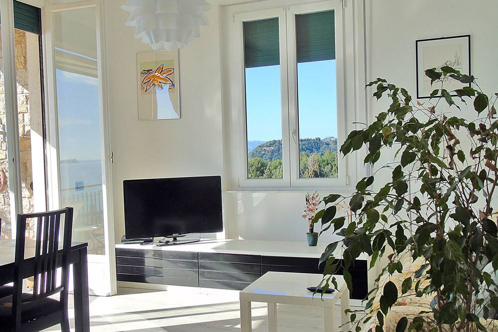 Photo of Livingroom in Tellaro