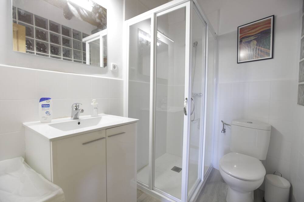 Photo of Bathroom in Belmonte de Gracian