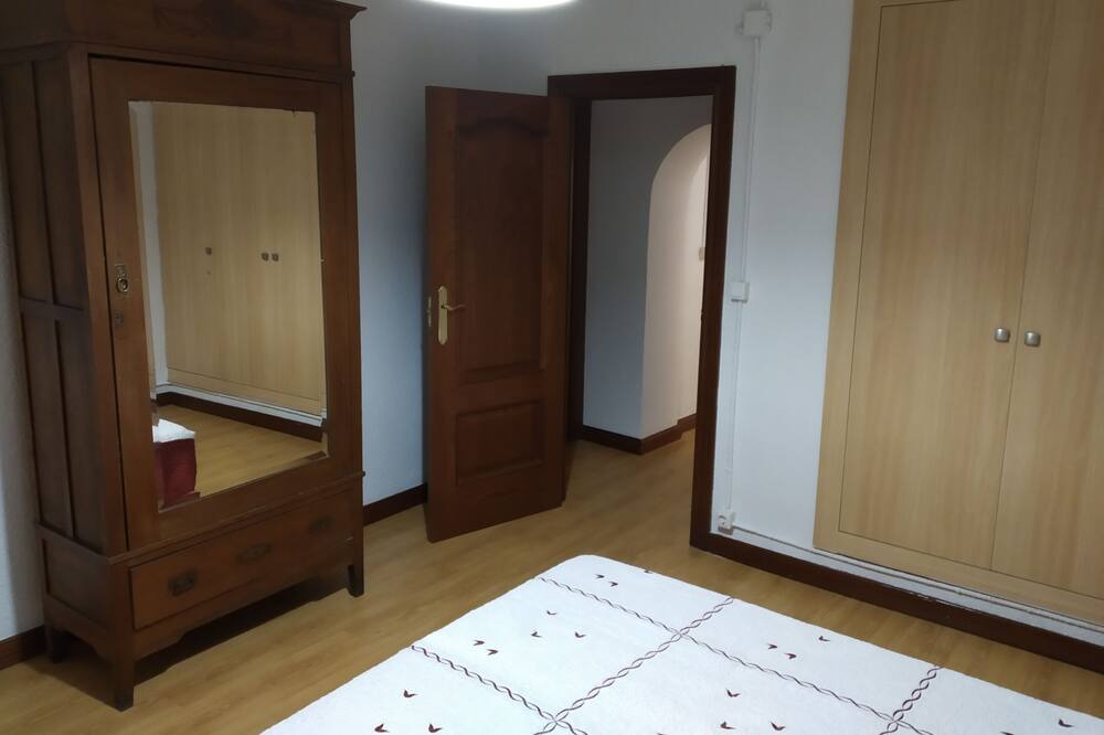 Photo of Bedroom in Bisimbre
