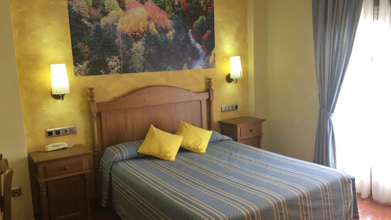 Photo of Bedroom in Escalona