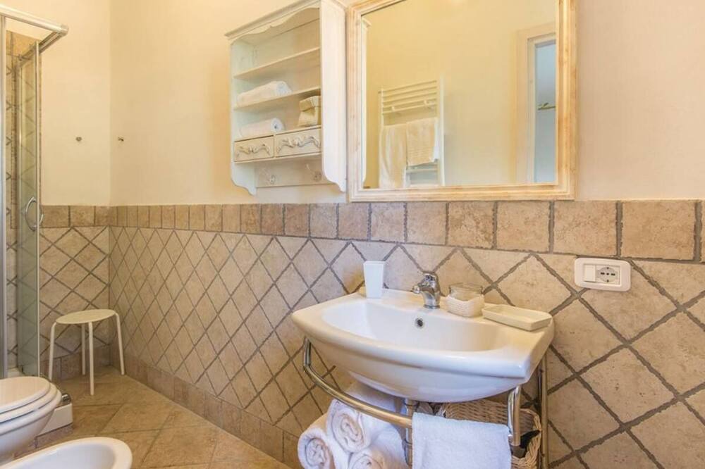 Photo of Bathroom in Vitorchiano