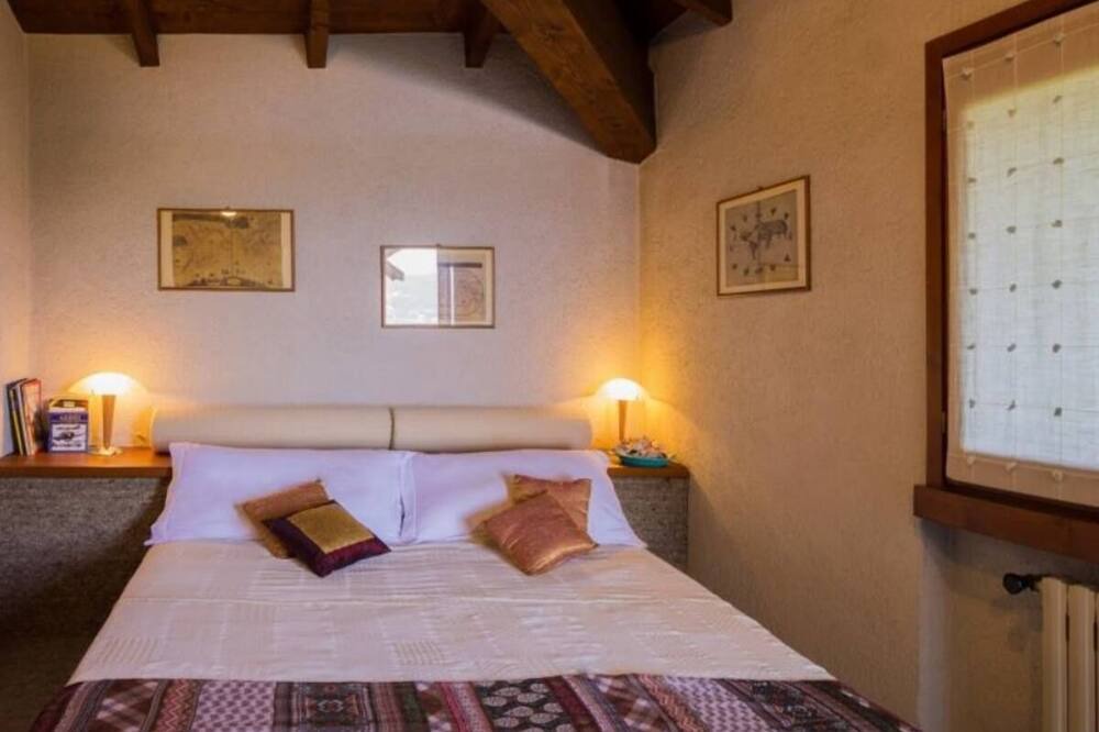 Photo of Bedroom in Ispra
