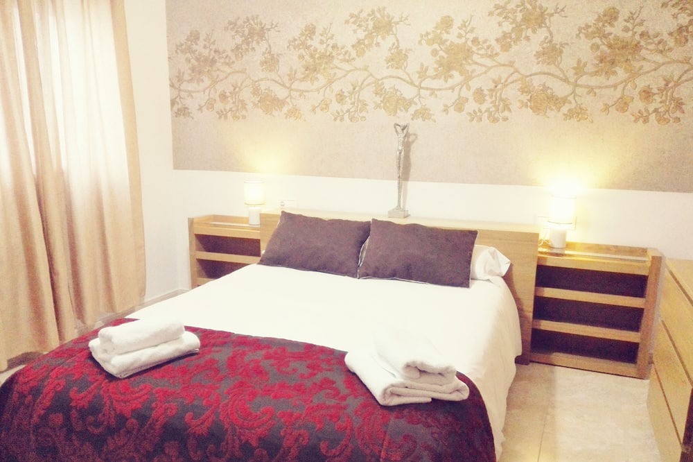 Photo of Bedroom in Old Town Baeza