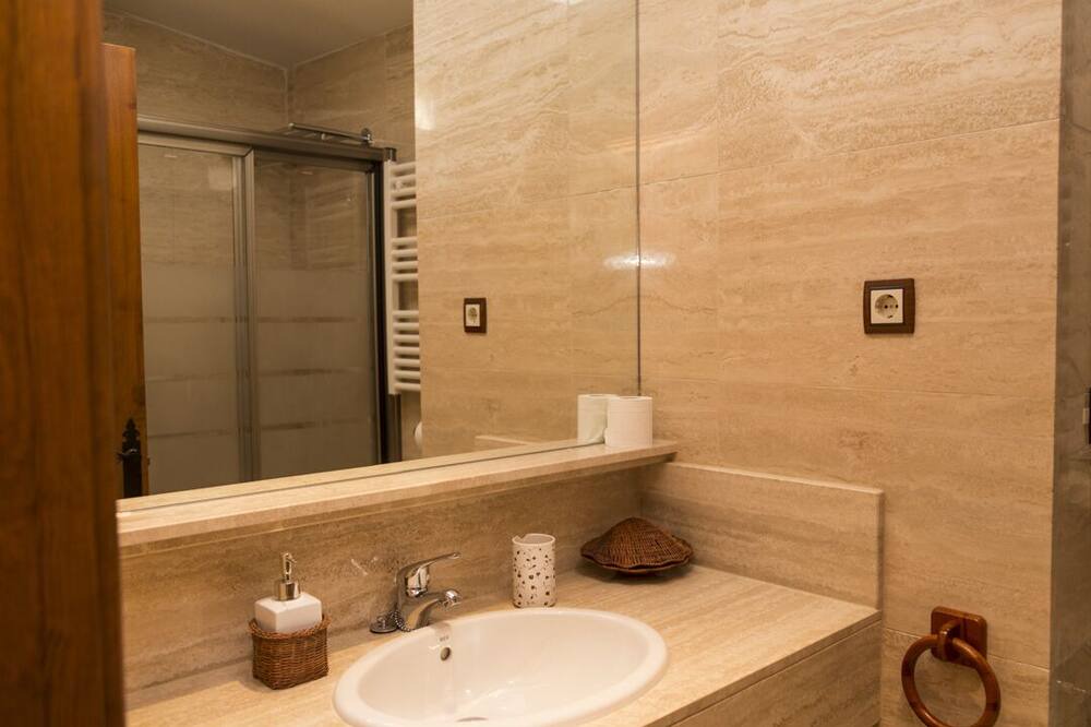 Photo of Bathroom in Horche