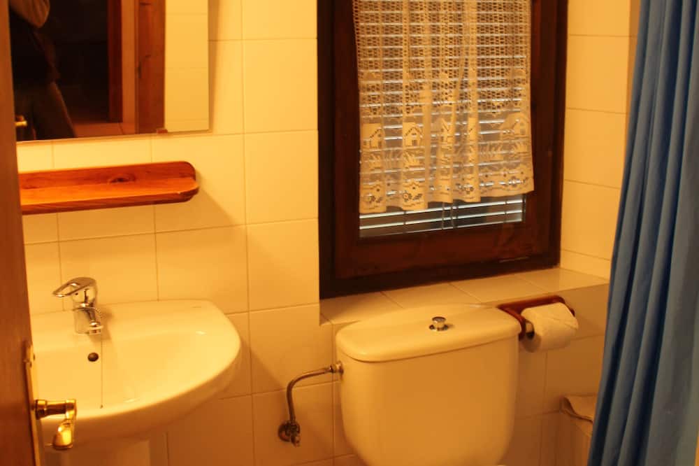 Photo of Bathroom in Senan