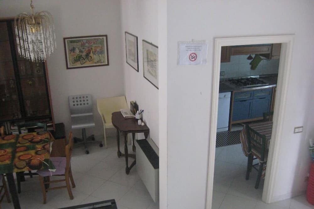Photo of Livingroom in Arcola