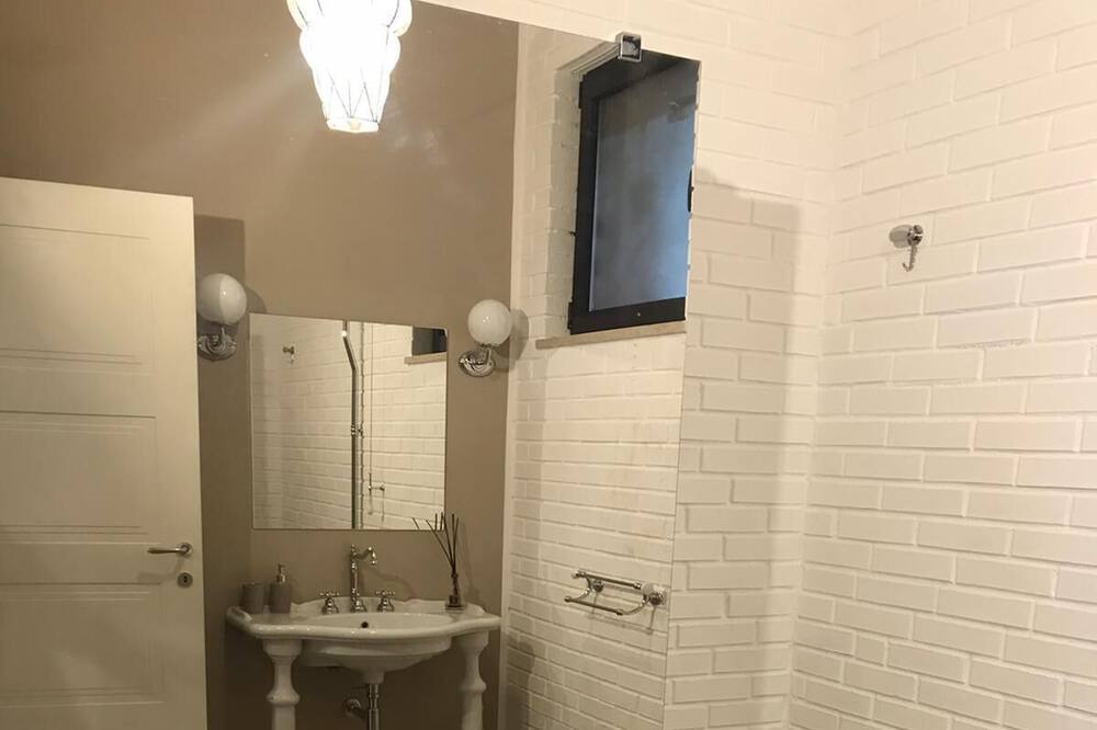 Photo of Bathroom in Zagarolo