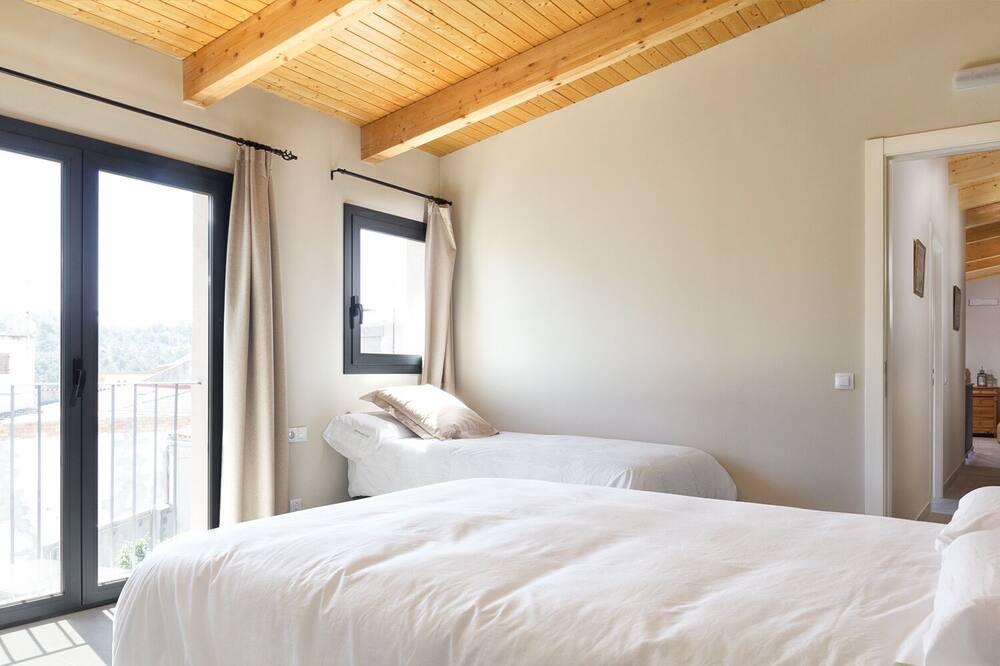 Photo of Bedroom in Rocafort de Queralt