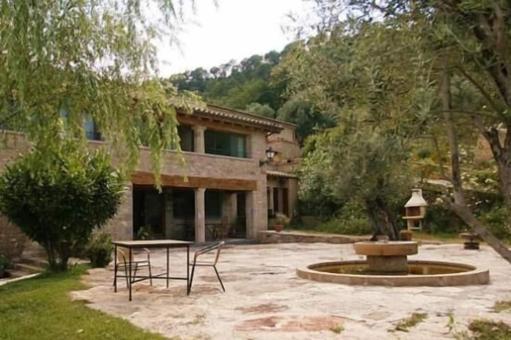 Photo of Outdoor in Porqueres