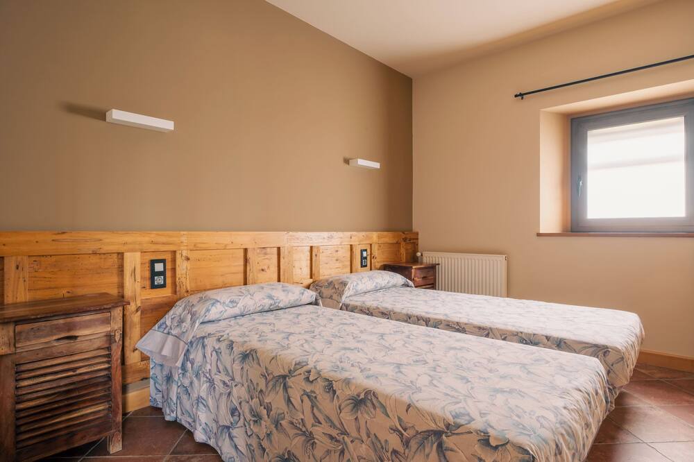 Photo of Bedroom in Porqueres