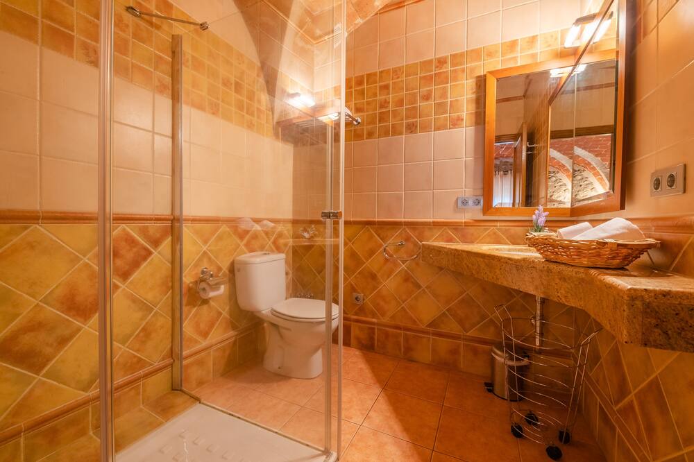 Photo of Bathroom in Espolla