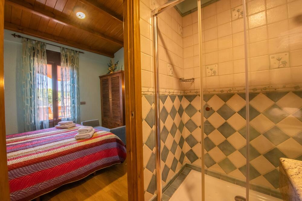 Photo of Bedroom in Espolla