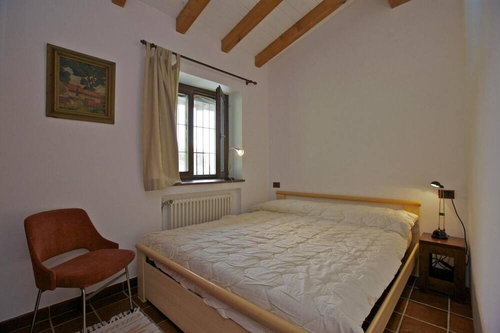 Photo of Bedroom in Brezzo di Bedero