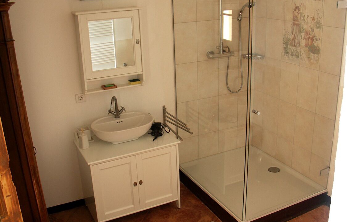Photo of Bathroom in Gonte