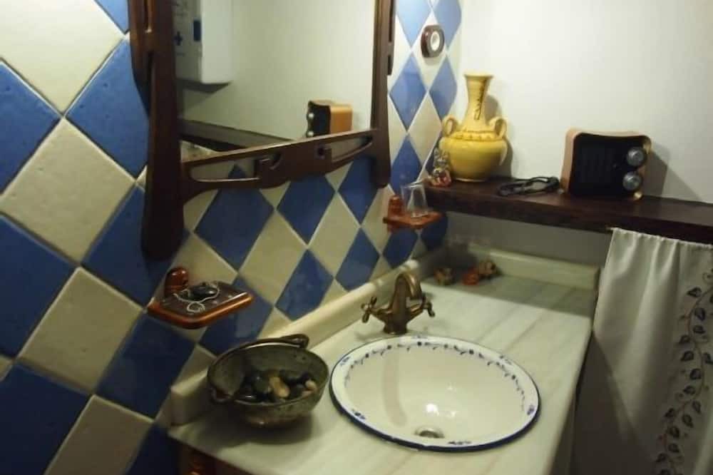 Photo of Bathroom in El Altico