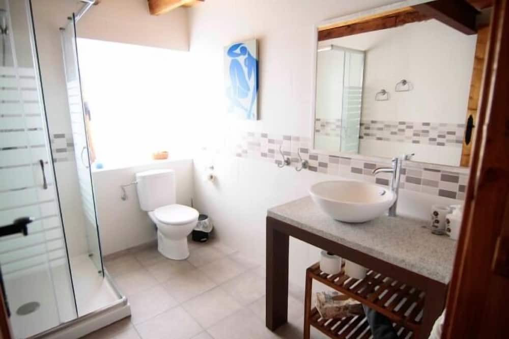 Photo of Bathroom in Morcuera