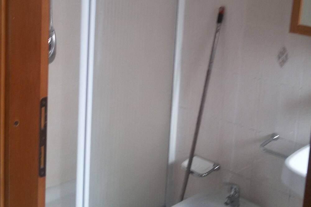 Photo of Bathroom in Suna