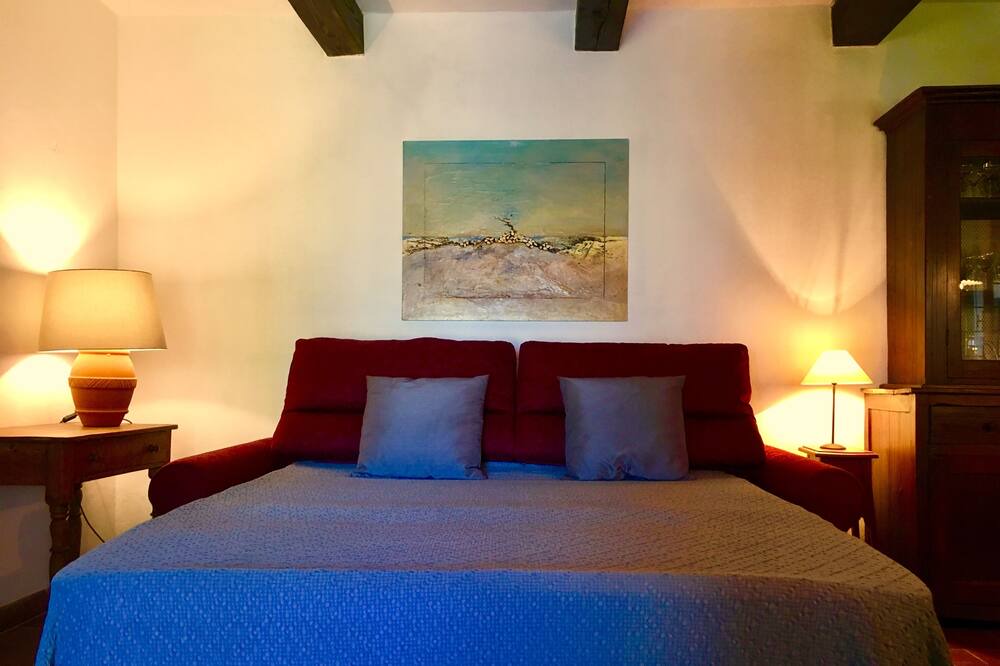 Photo of Bedroom in Noli