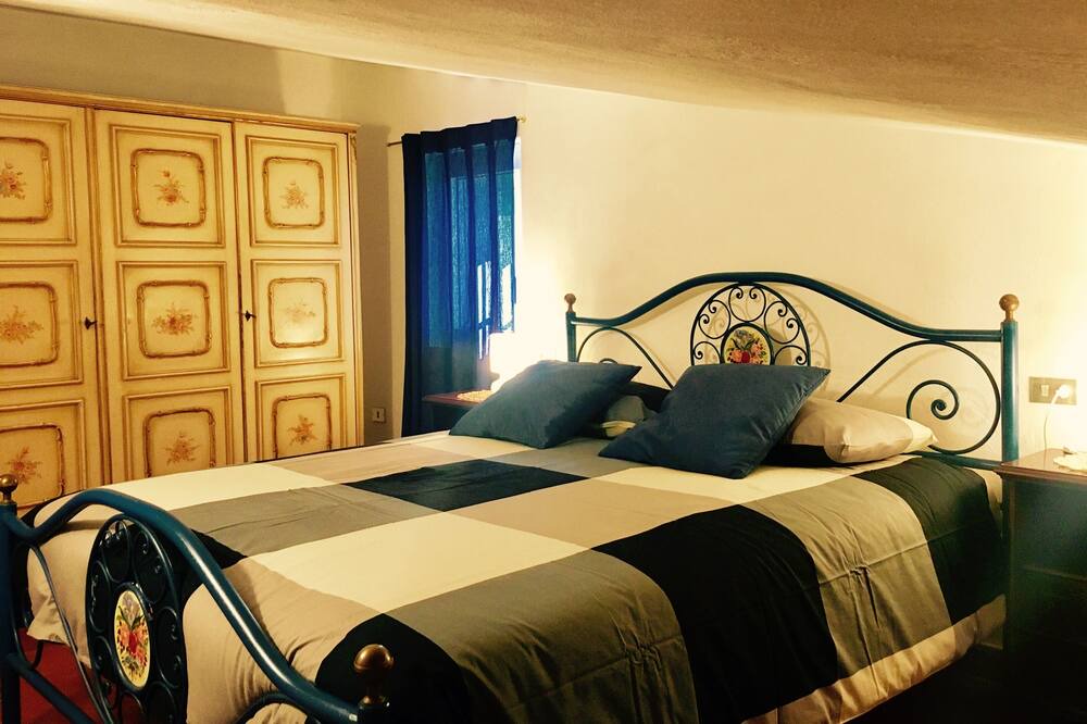 Photo of Bedroom in Noli