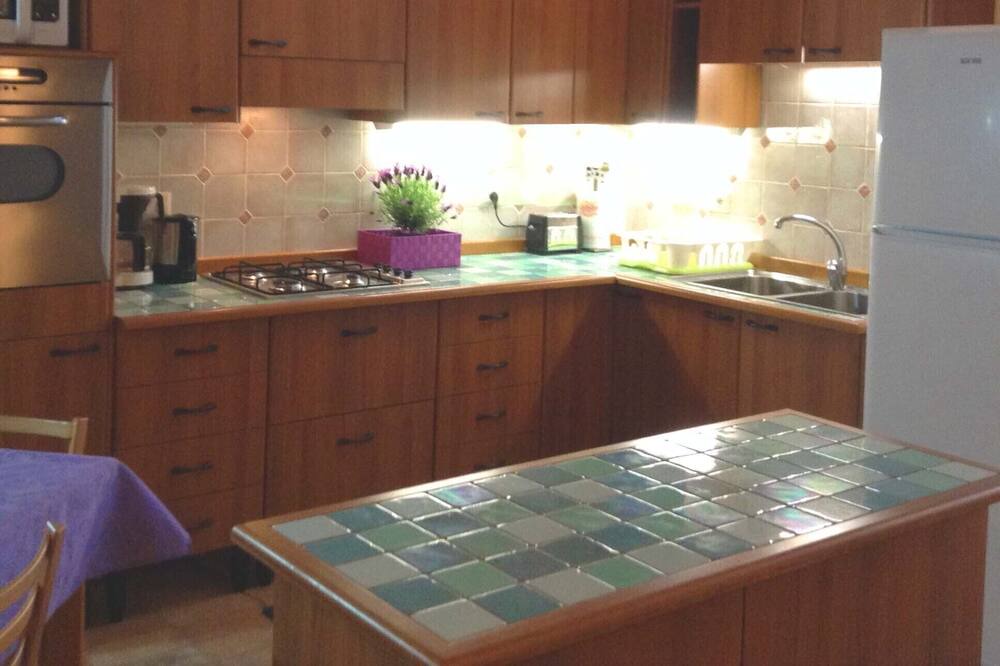 Photo of Kitchen in Bernalda